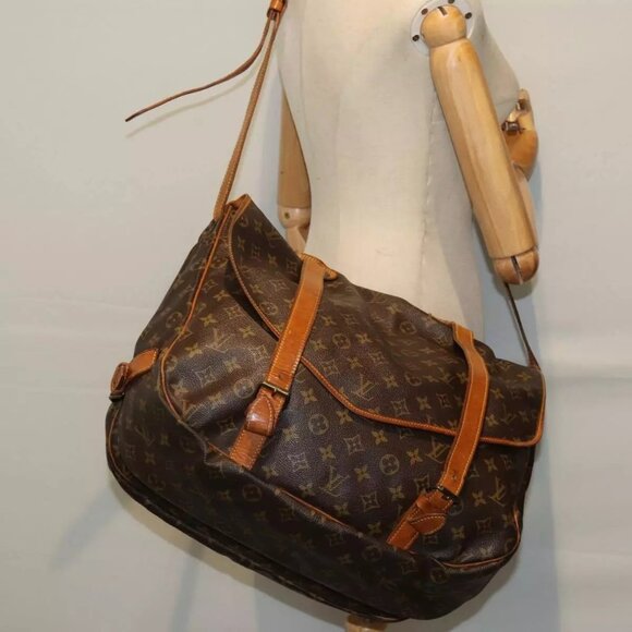 LOUIS VUITTON Monogram Saumur 43 Shoulder Bag - Picture 3 of 16